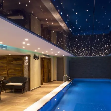 Hotel Eretna 4*